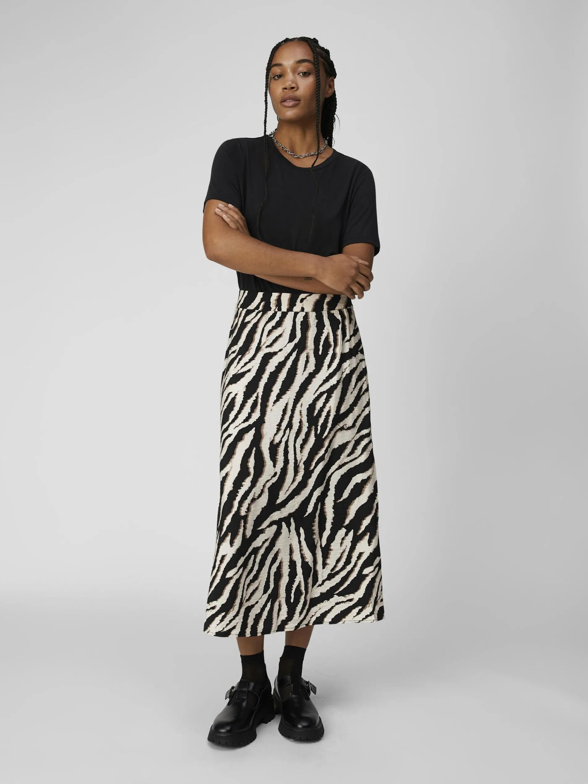 BEDRUKT MIDDELLANGE ROK