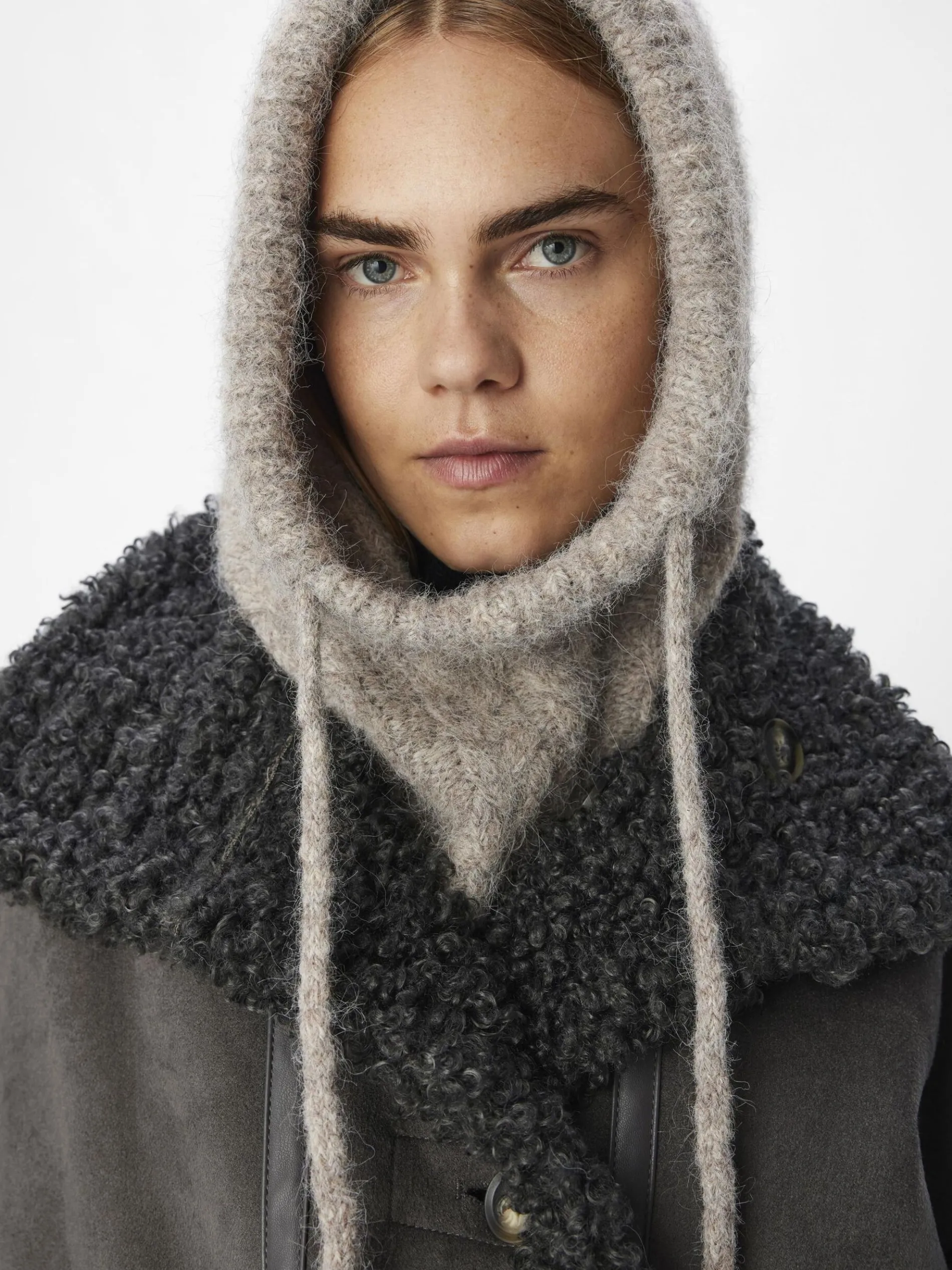 GEBREIDE KABELS BIVAKMUTS