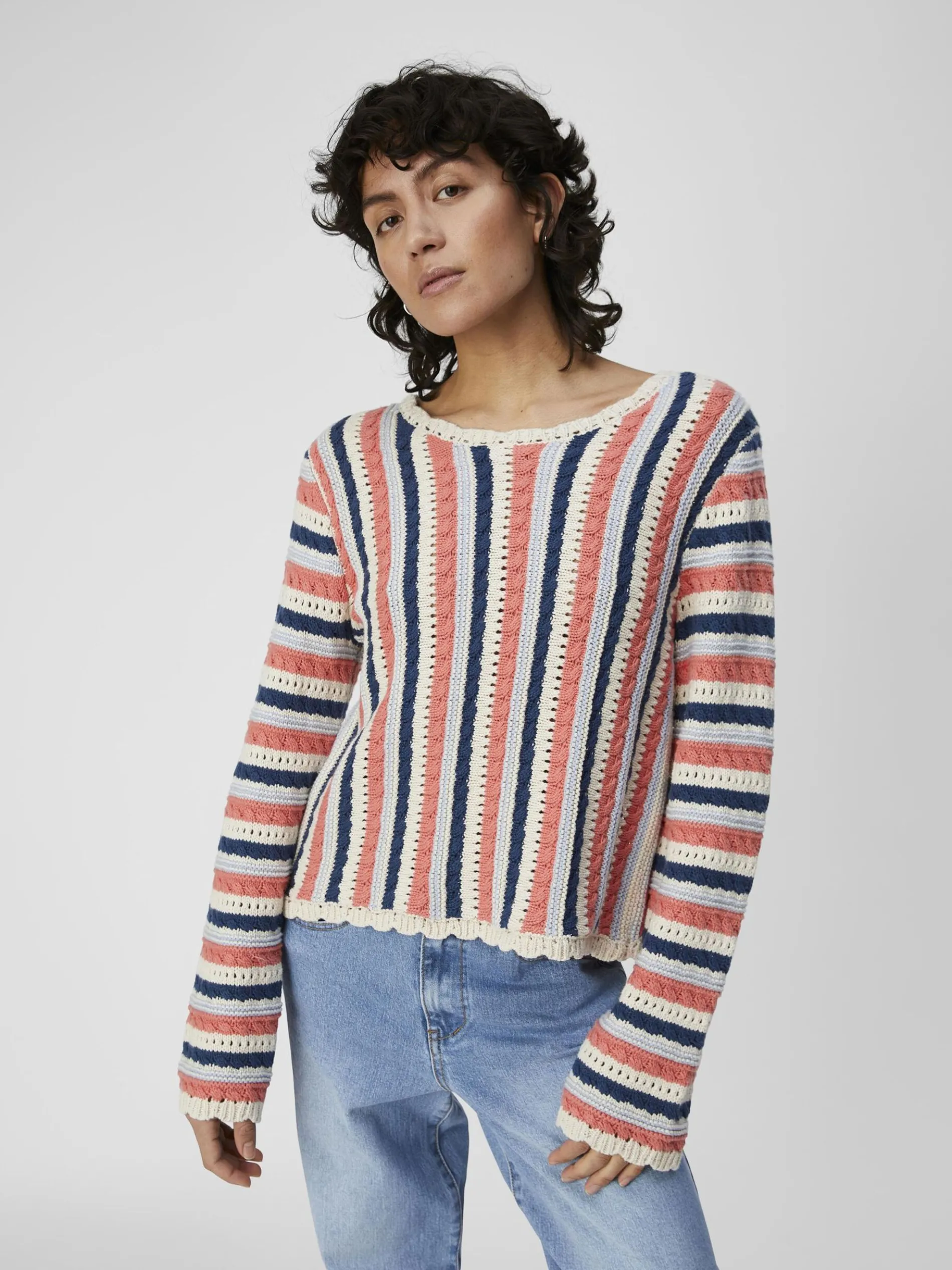 GEDETAILLEERD GEBREIDE TRUI