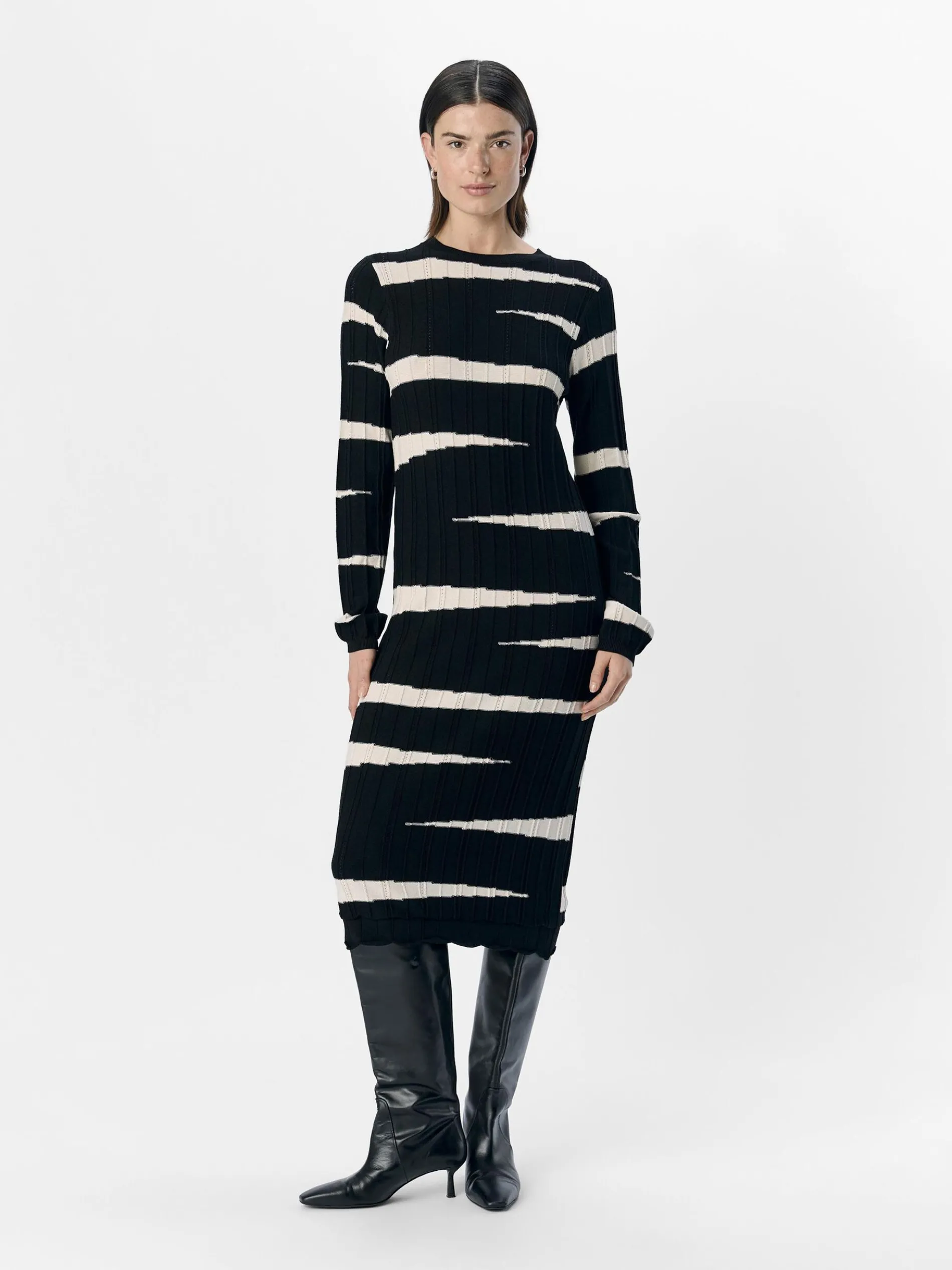 GESTREEPT GEBREIDE JURK