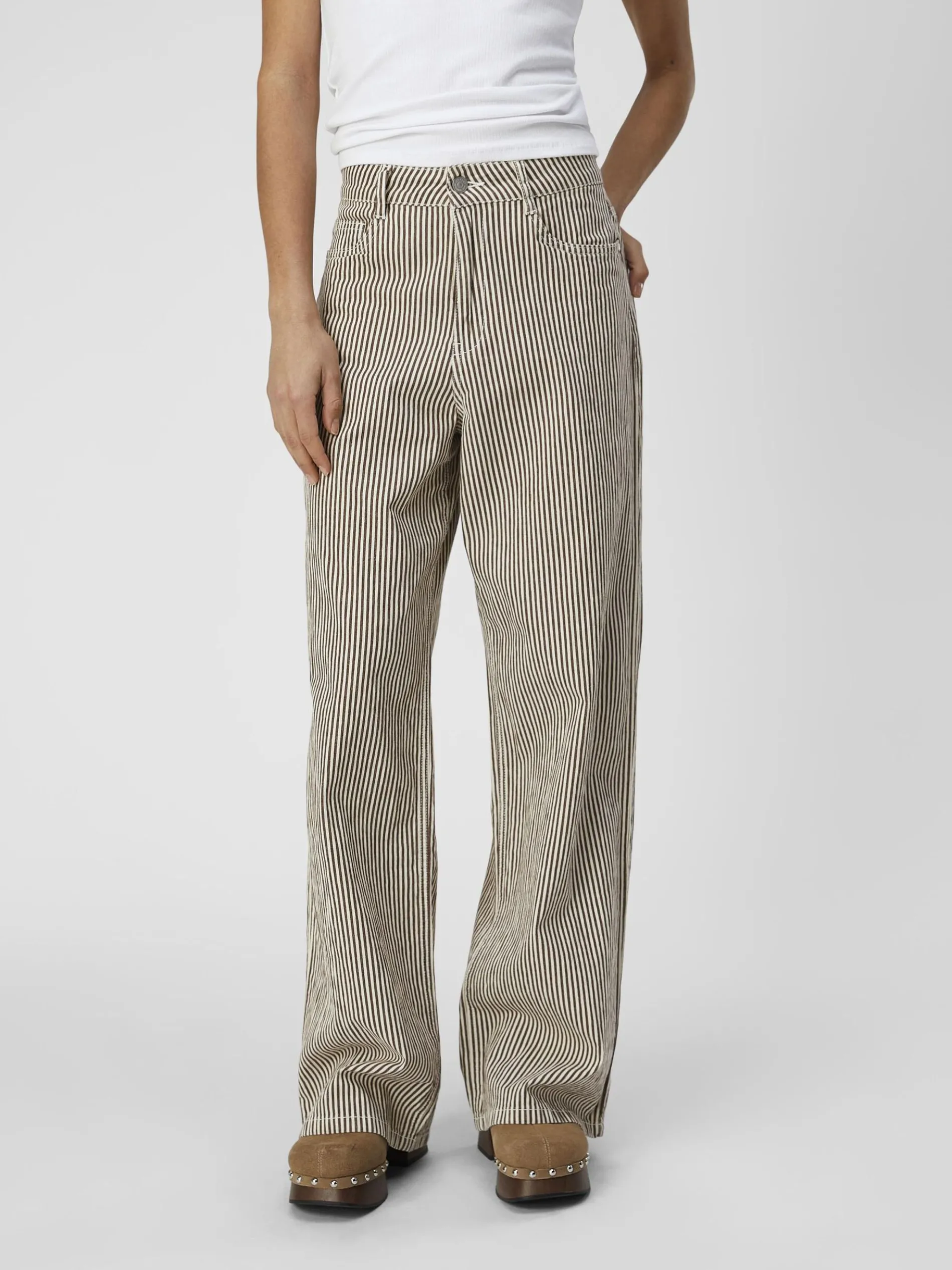 GESTREEPT WIDE FIT JEANS