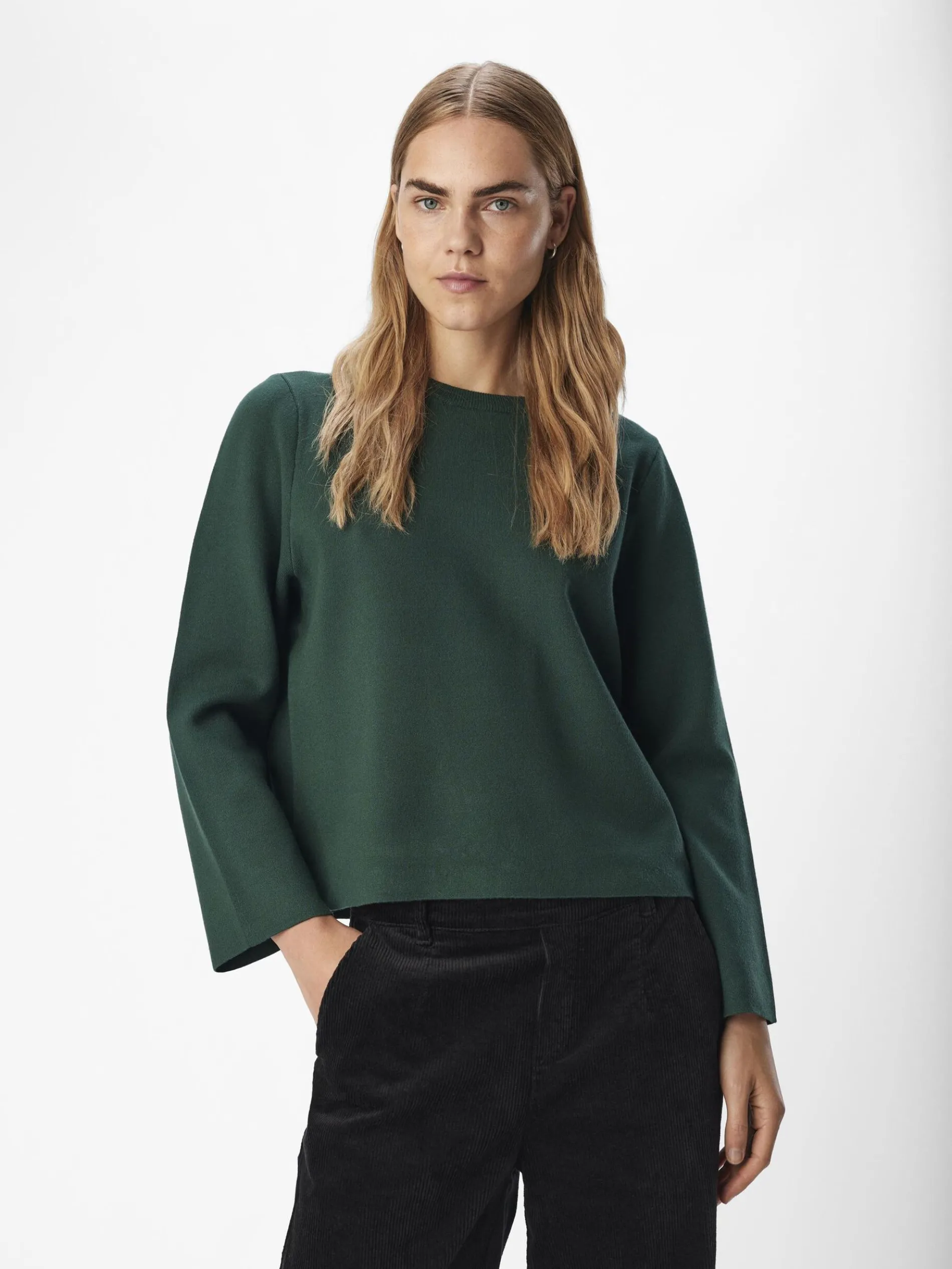 LANGE MOUWEN GEBREIDE TRUI