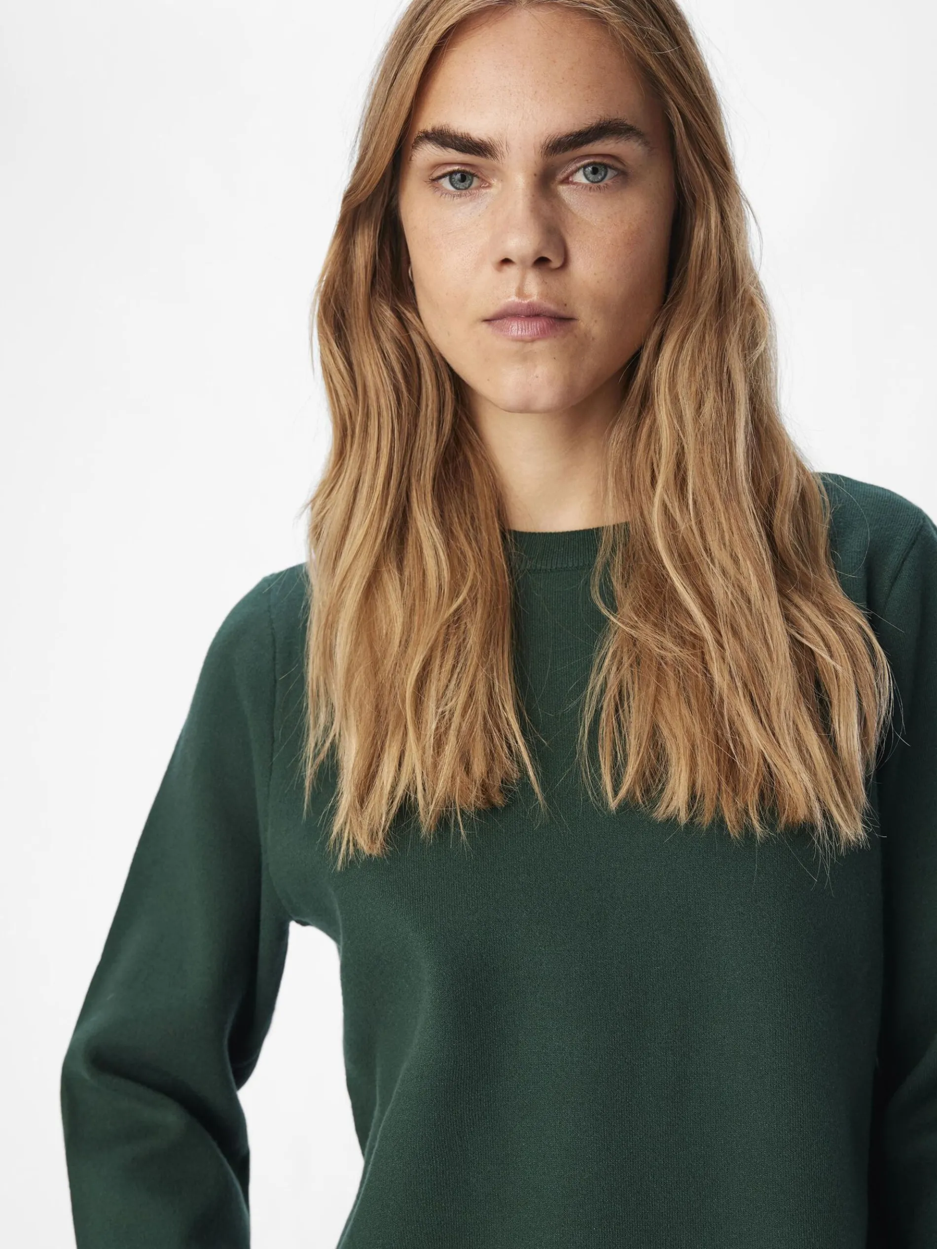 LANGE MOUWEN GEBREIDE TRUI