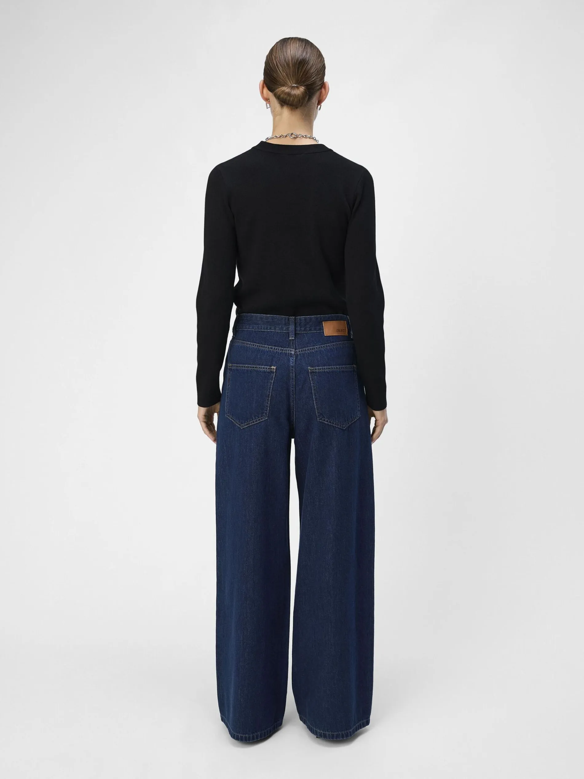MID-WAIST WIDE LEG JEANS