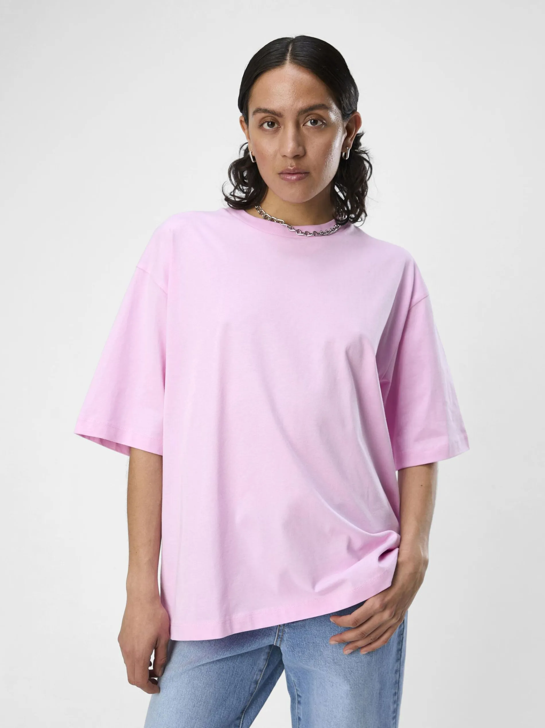 OVERSIZED T-SHIRT